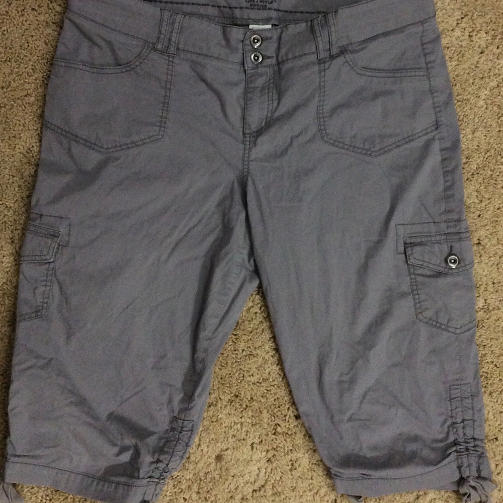 Sonoma gray capris